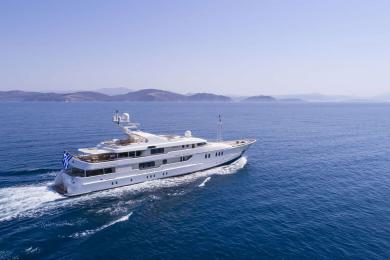 luxury yachts for sale greece